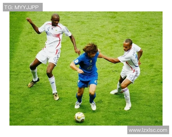 谁是你心中不可替代的足球明星与他们的传奇故事